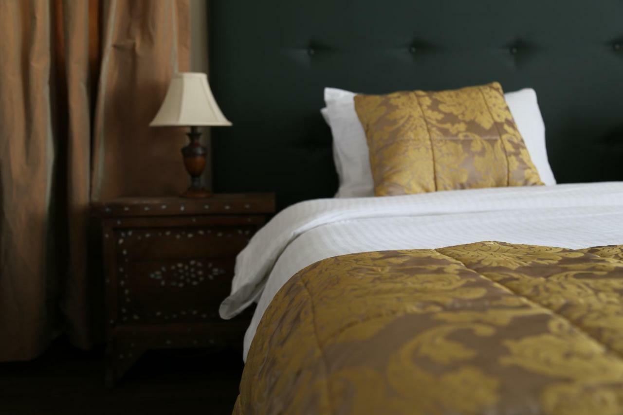 Gondola Hotel & Suites Amman Buitenkant foto