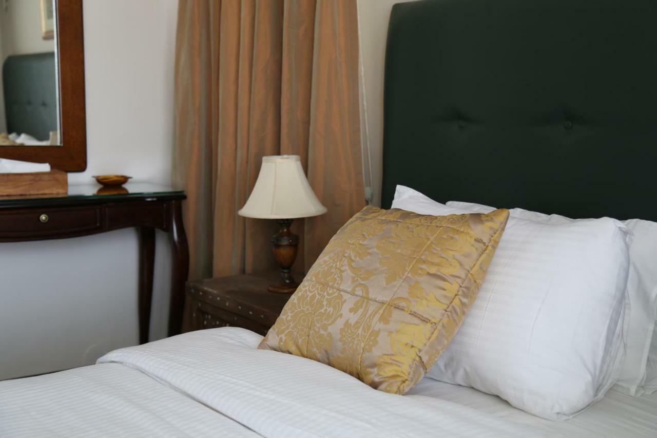 Gondola Hotel & Suites Amman Buitenkant foto