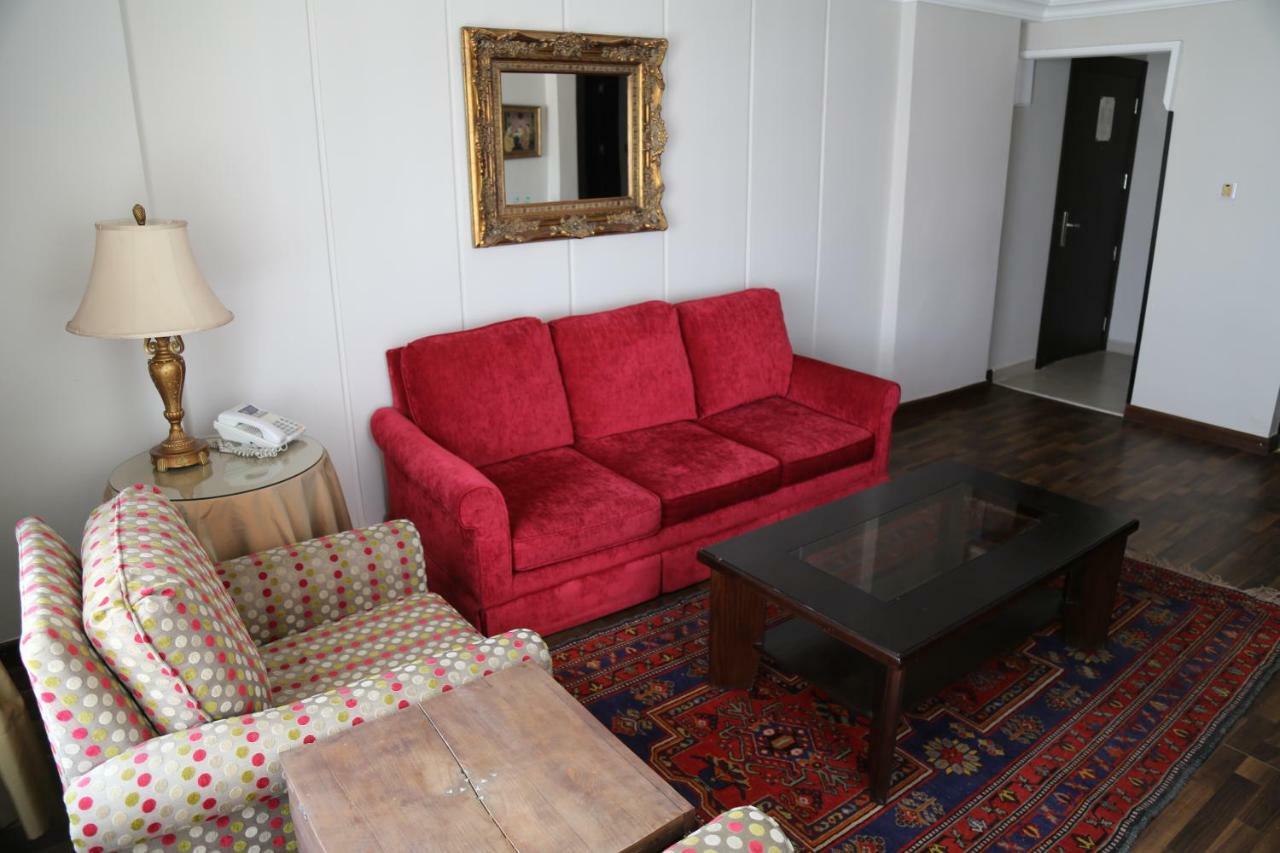 Gondola Hotel & Suites Amman Buitenkant foto