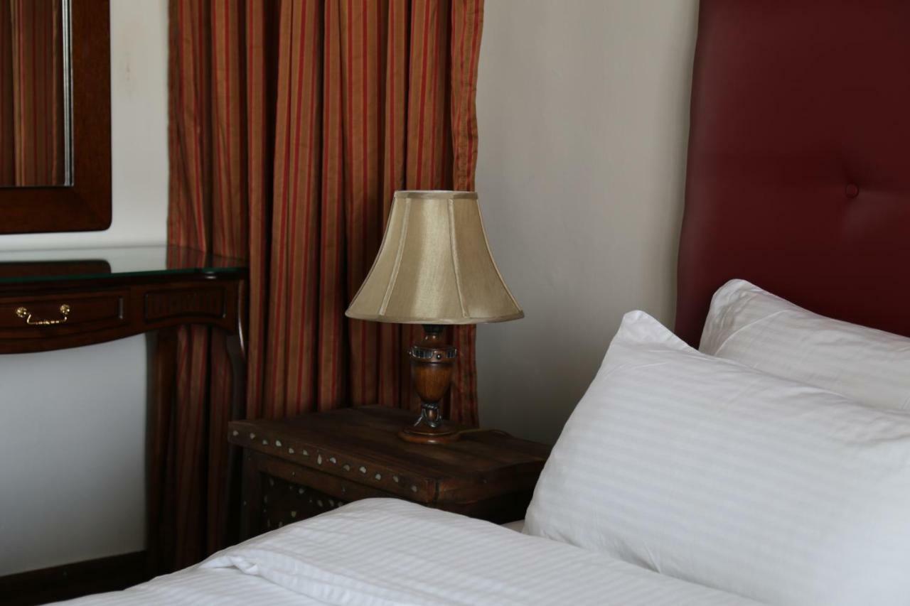 Gondola Hotel & Suites Amman Buitenkant foto